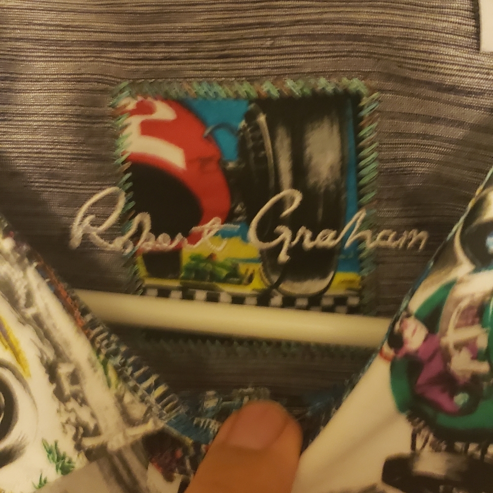 Authentic Robert Graham - Picture 2 of 4